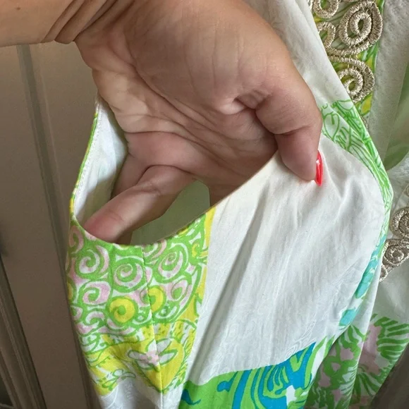 Lilly Pulitzer Shift 8 - Picture 4 of 7